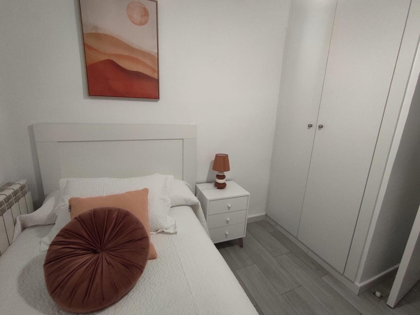 Apartamento En Toledo Ideal Para Visitas A Puy Du Fou Экстерьер фото